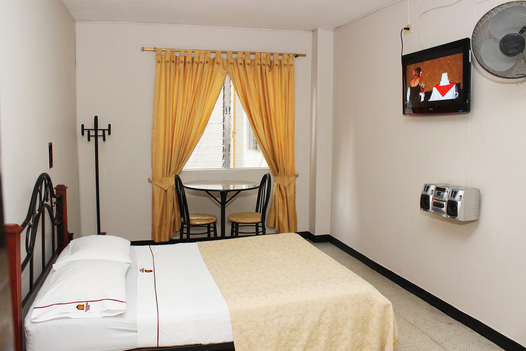 Hotel Normandia Medellín Quarto foto